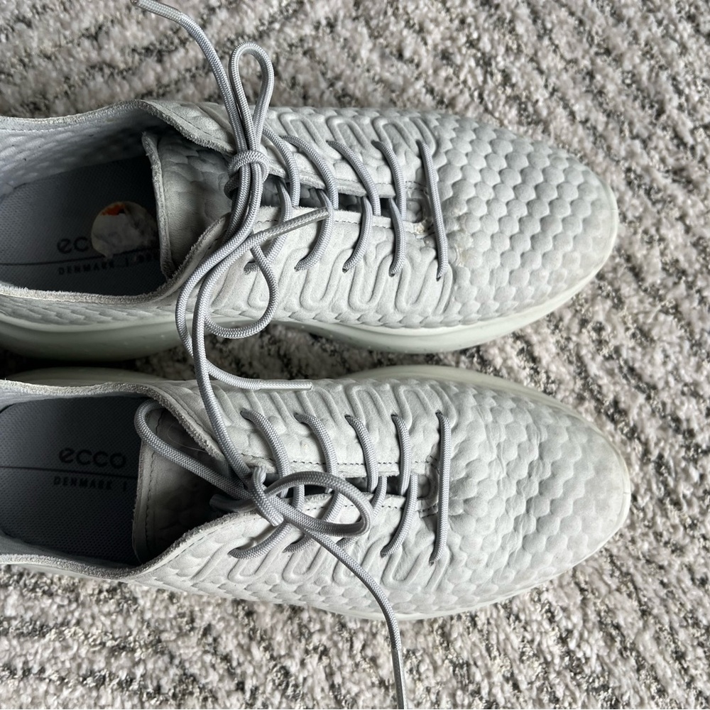 Ecco women’s Gray Sneakers